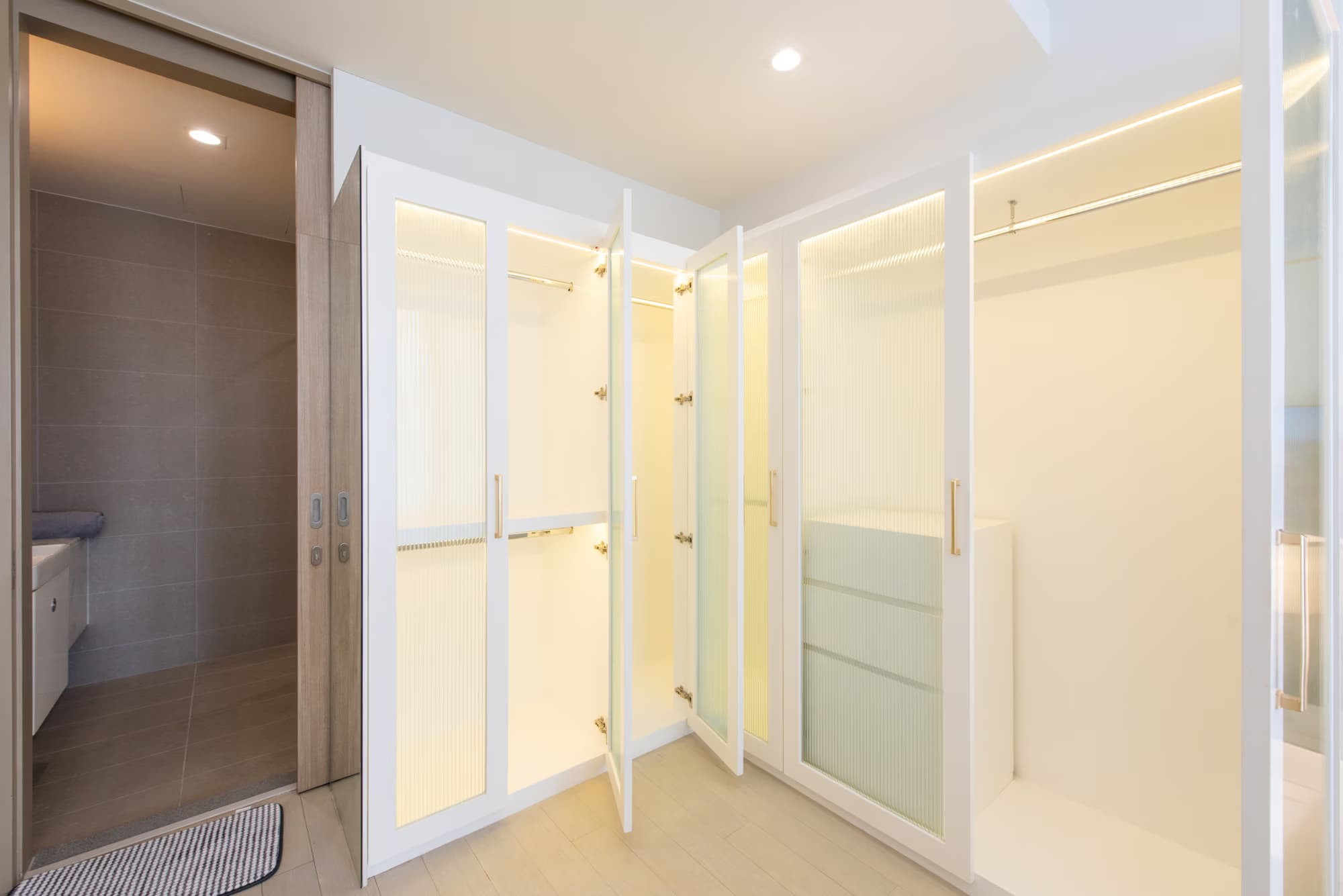 1 Bed Condo for Rent  Near Phloen Chit BTS - Image 6