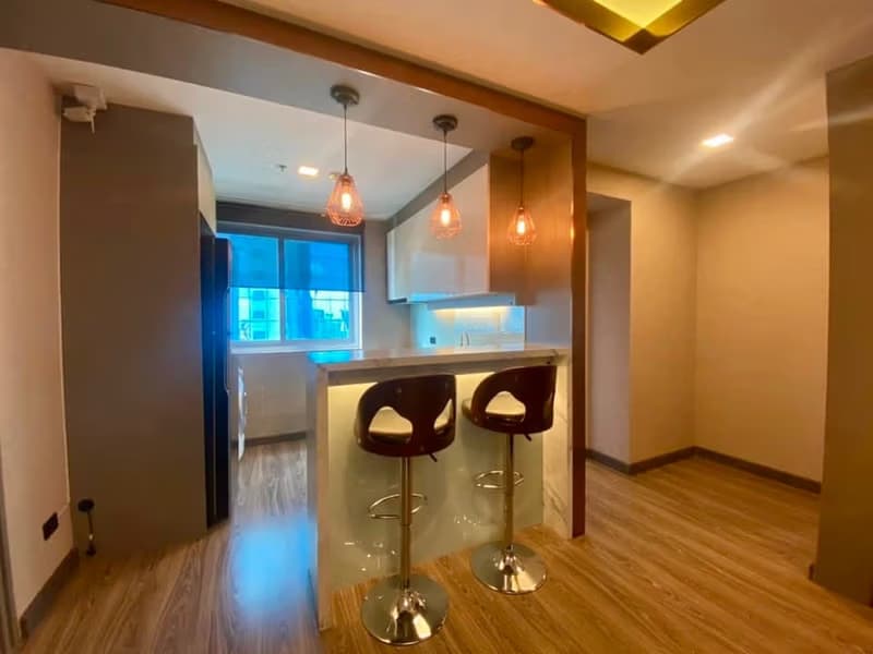 2 Bed Condo for Sale in Huai Khwang