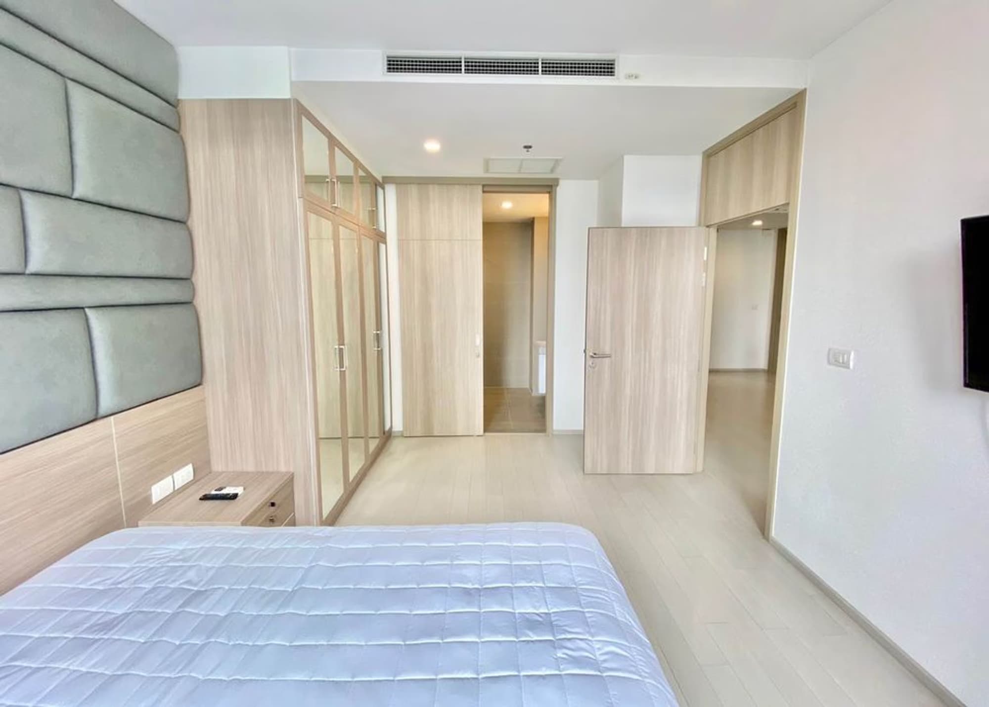 2 Bed Condo for Rent  Near Phloen Chit BTS - Image 7