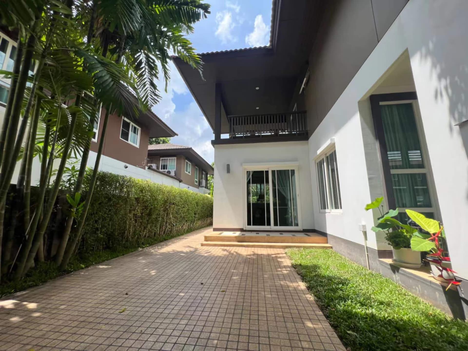 3 Bed House for Rent in เมือง - Image 5