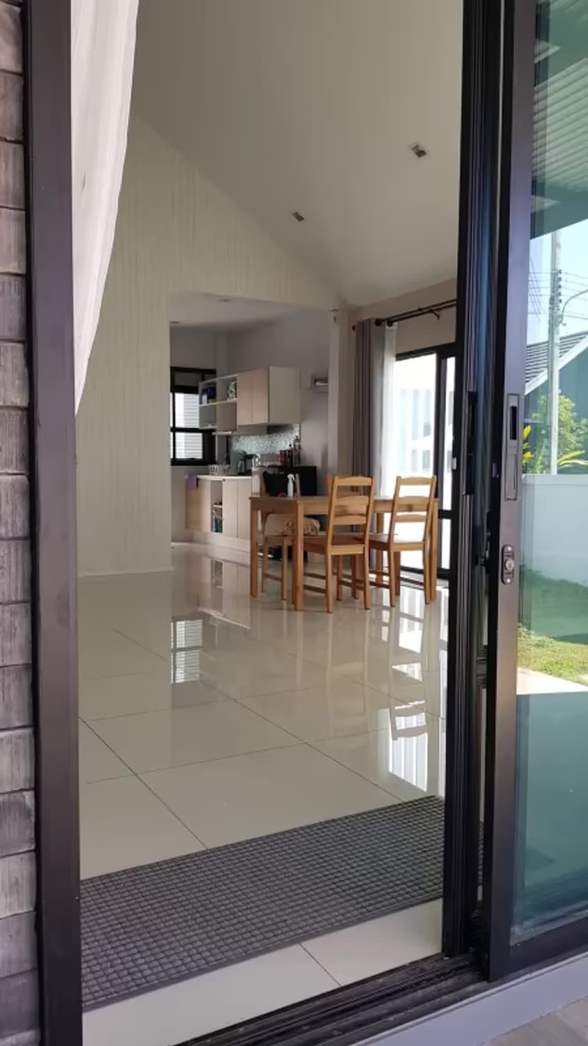 2 Bedroom House - Image 18