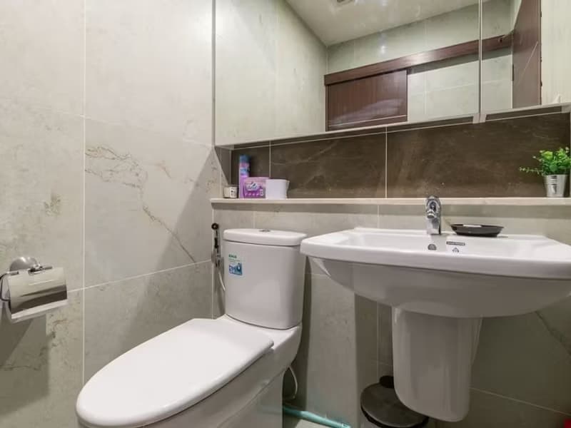 1 Bedroom Condo