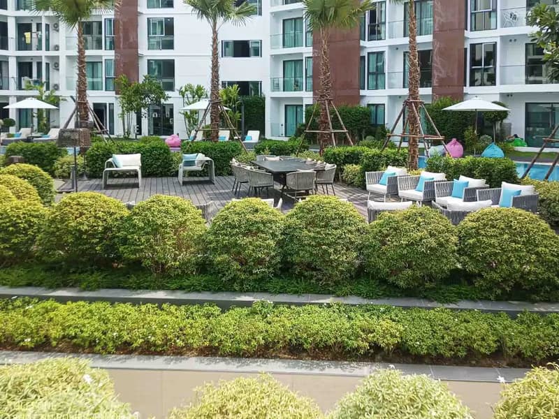 1 Bedroom Condo