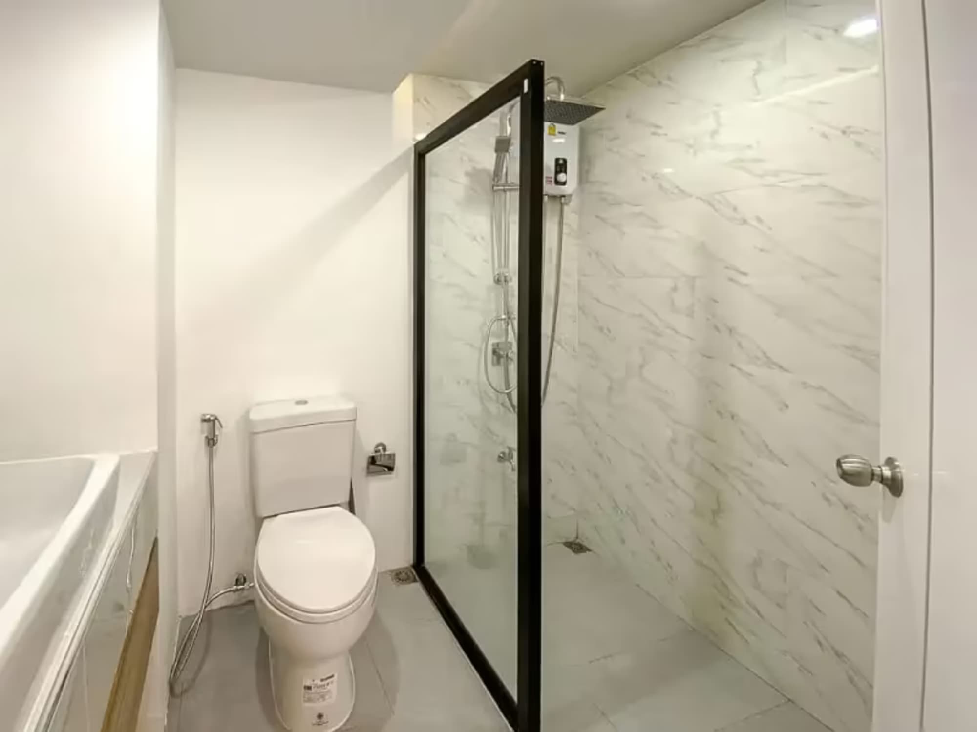 1 Bedroom Condo - Image 4