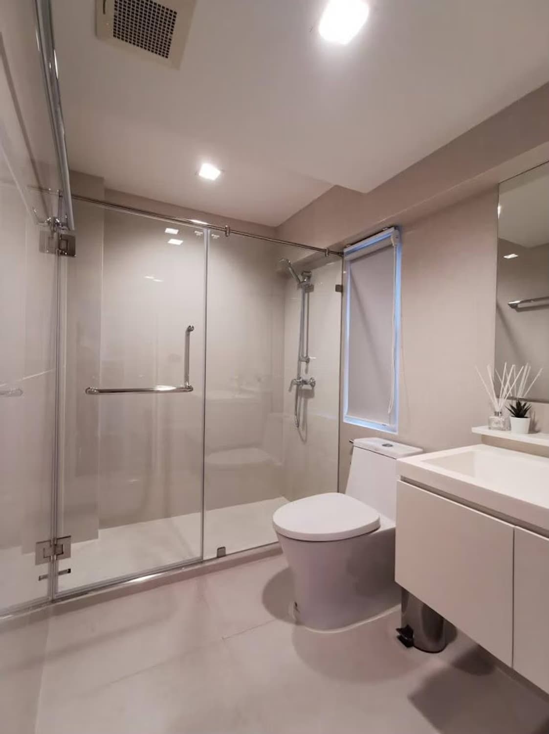 2 Bed Condo for Sale in Watthana - Image 12