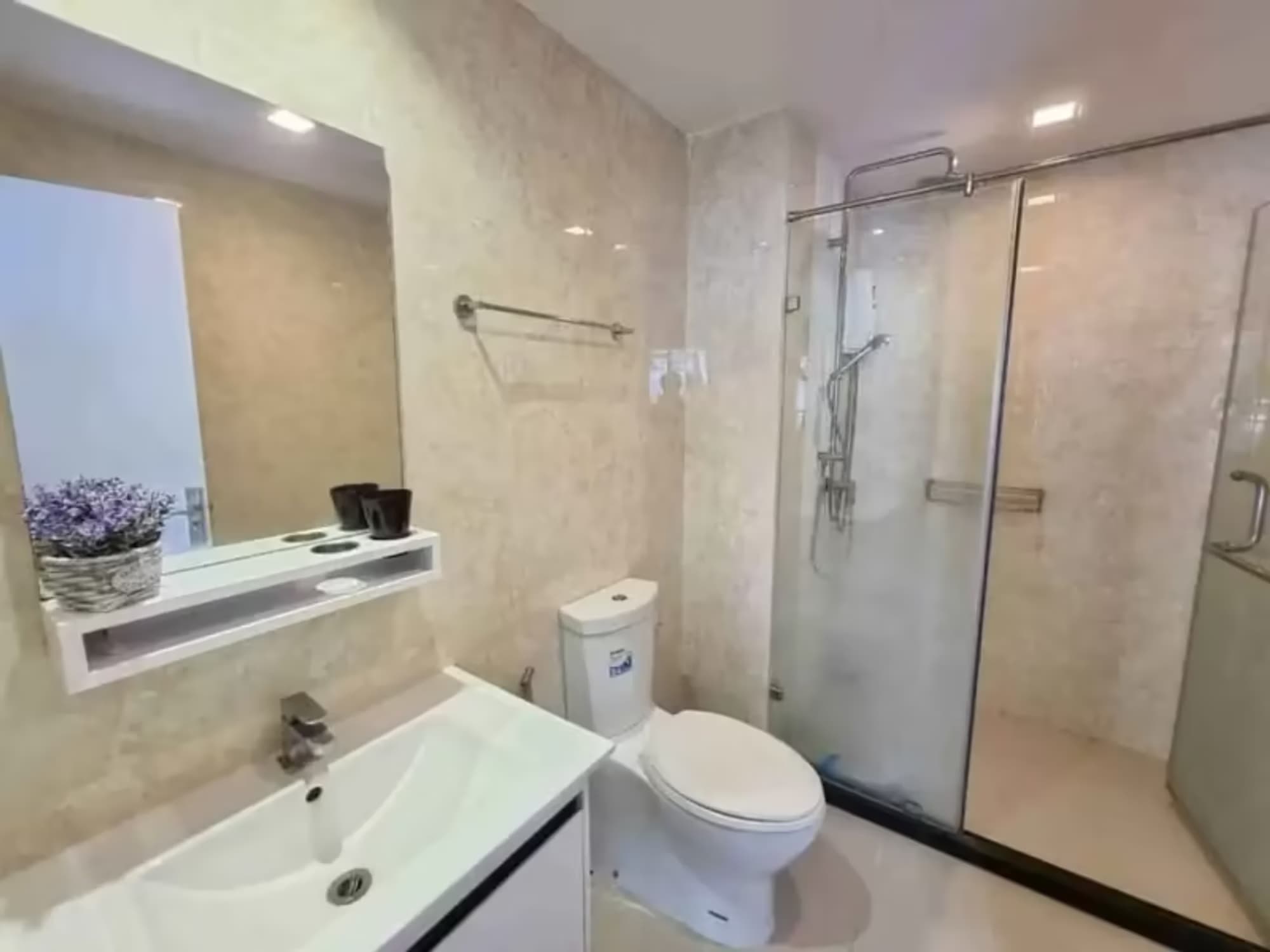 2 Bedroom Condo for Rent at Mayfair Place Sukhumvit 64 - Image 12