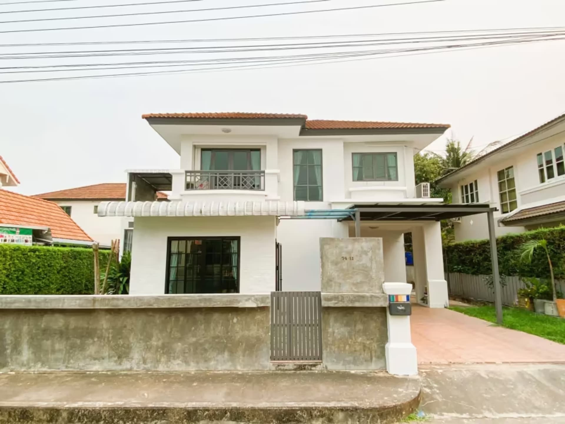 4 Bedroom House - Image 1