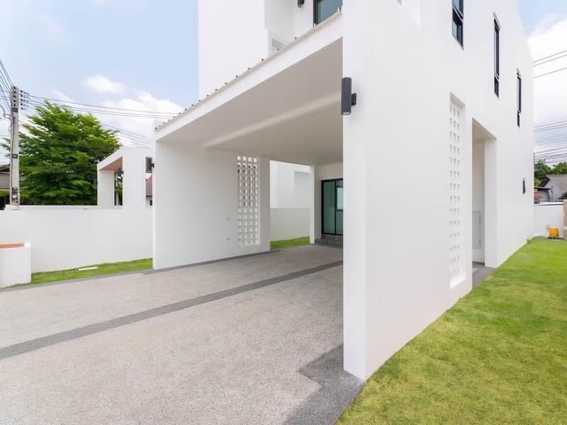 3 Bed House for Rent in Hang Dong District