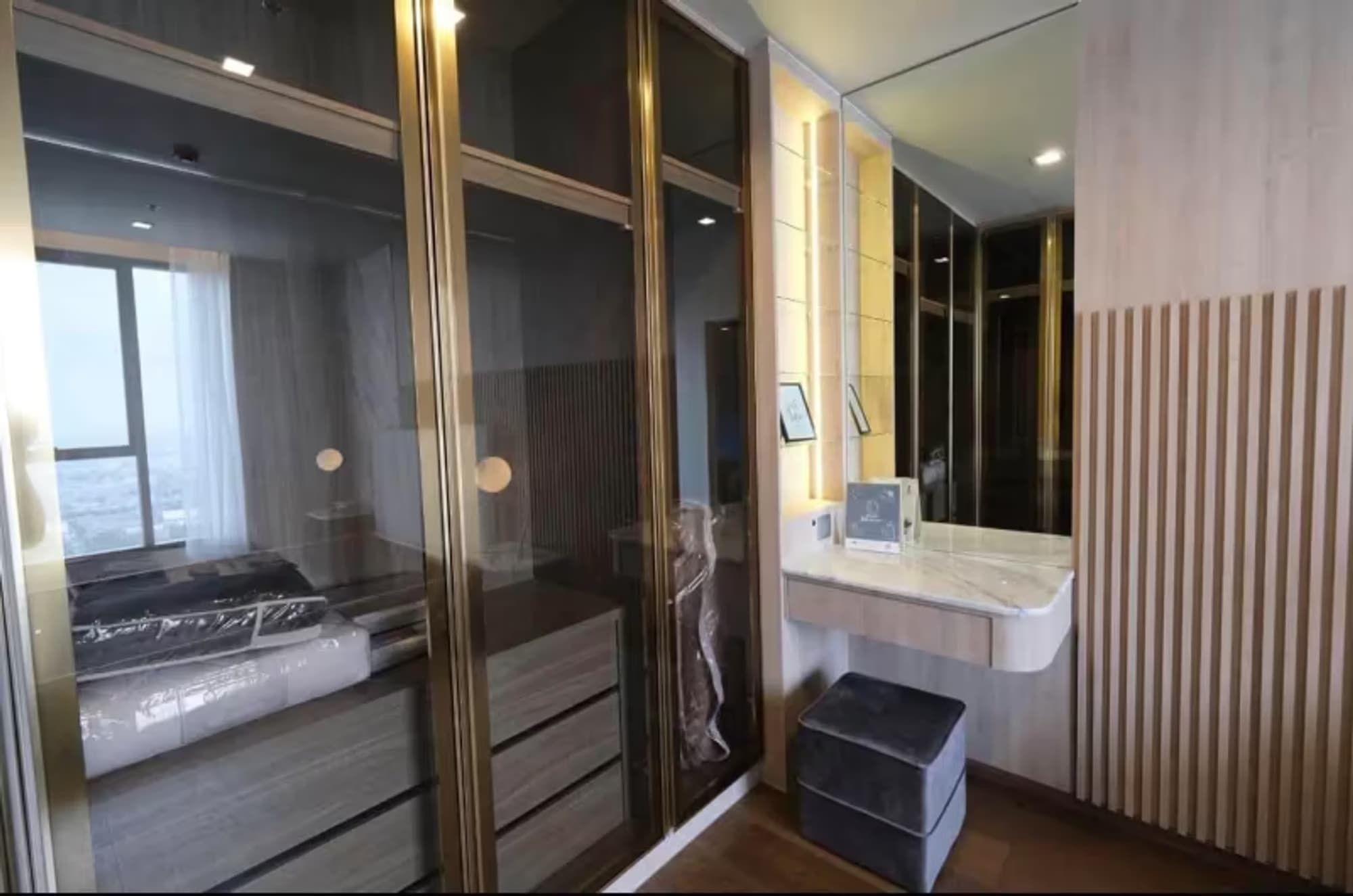 2 Bedroom Condo - Image 8