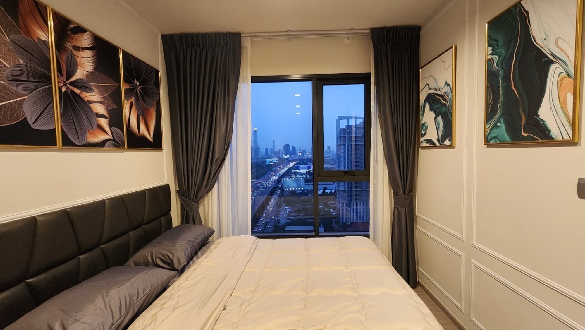 Condo for Rent at Life Asoke Hype - Image 7