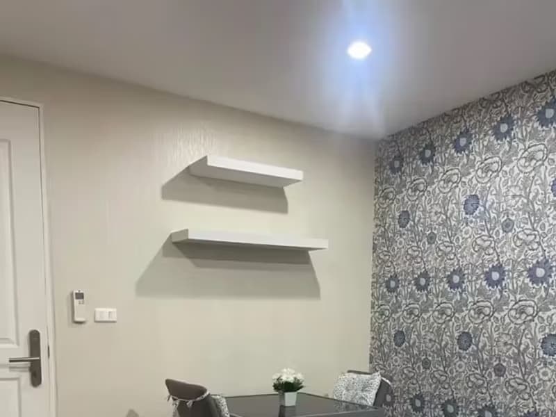 1 Bedroom Condo