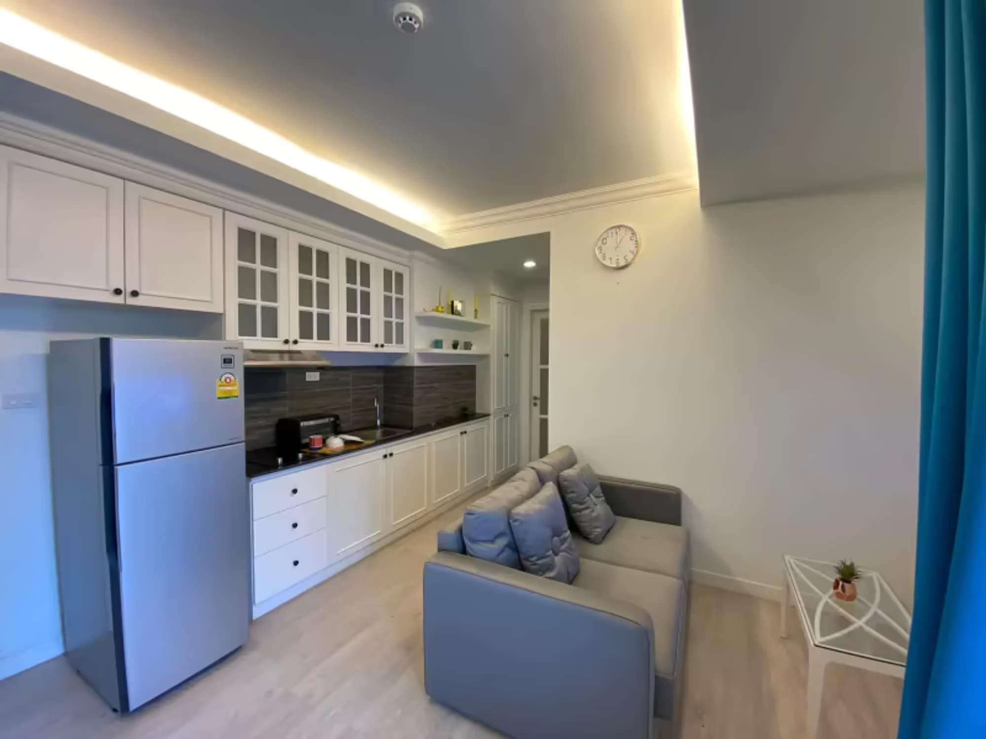 1 Bedroom Condo - Image 6
