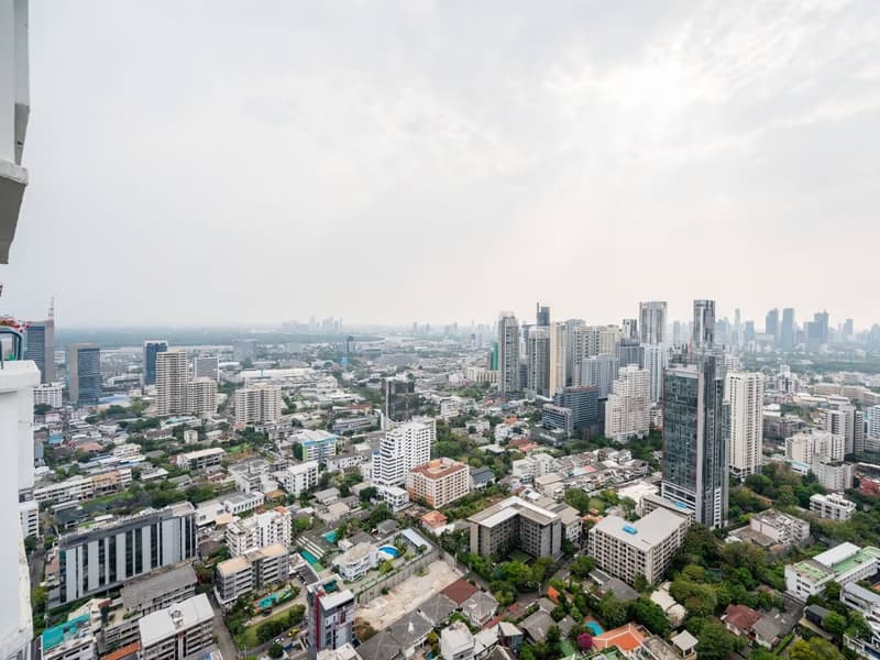 The Waterford Diamond SuKhumvit 30/1 Condominium