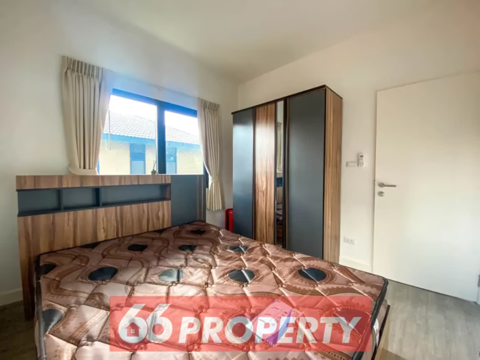 3 Bedroom House - Image 10