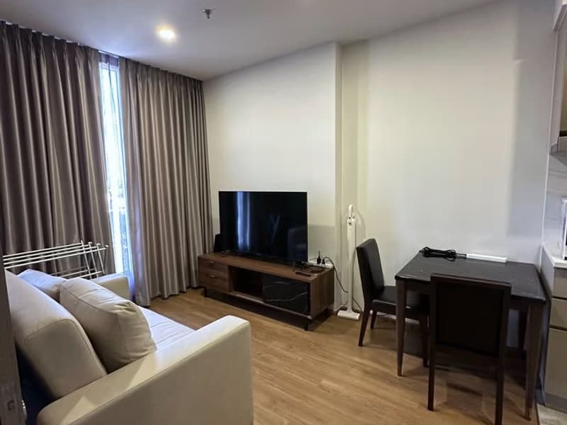 1 Bed Condo for Rent in Huai Khwang