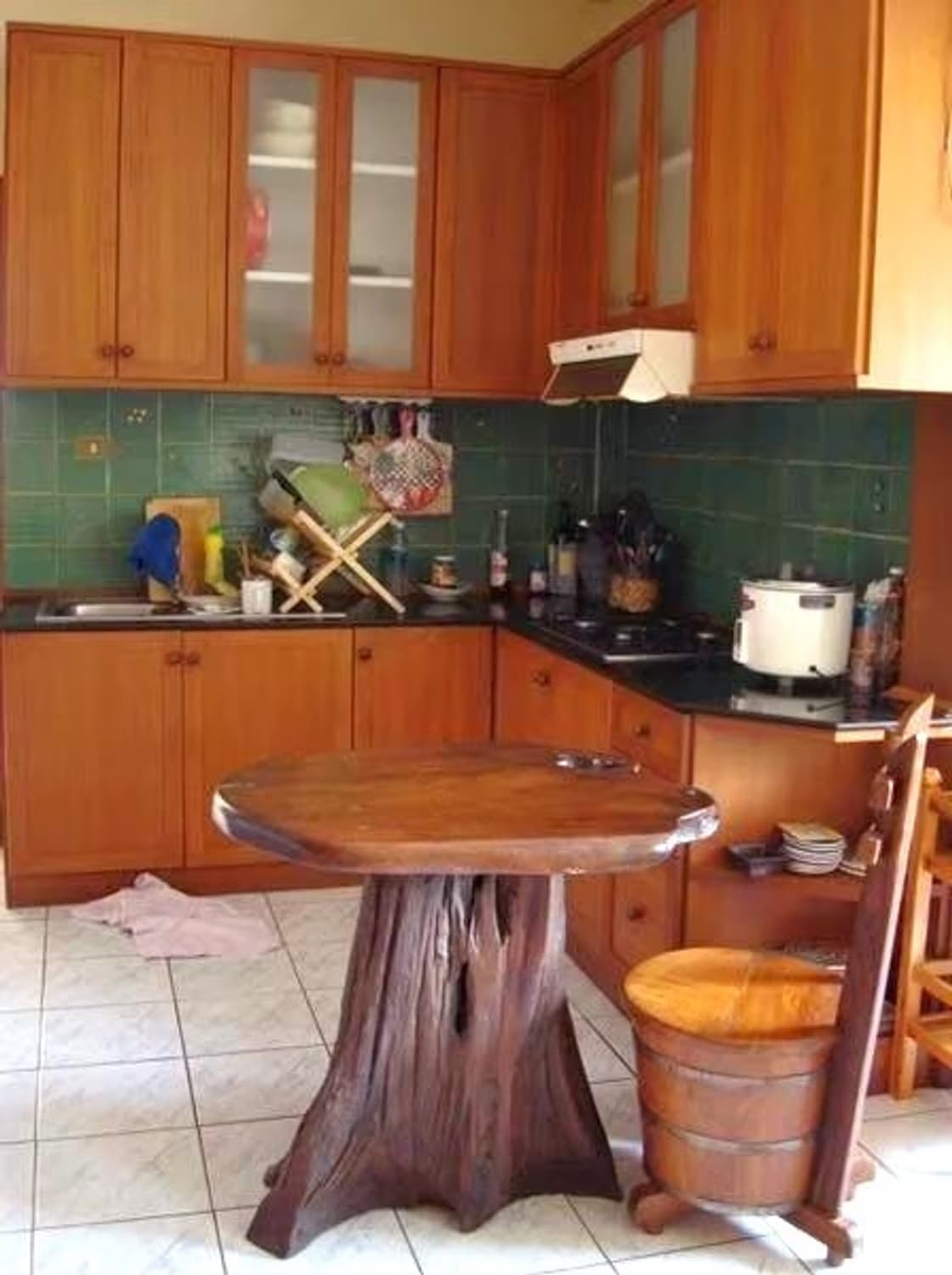 8 Bed House for Rent and Sale in Mueang Chiang Mai District - Image 4
