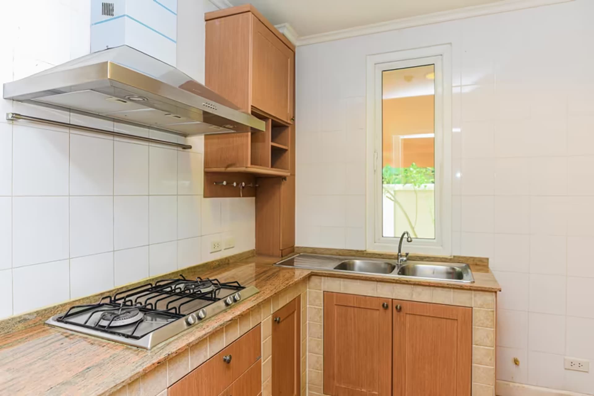 3 Bedroom House - Image 12