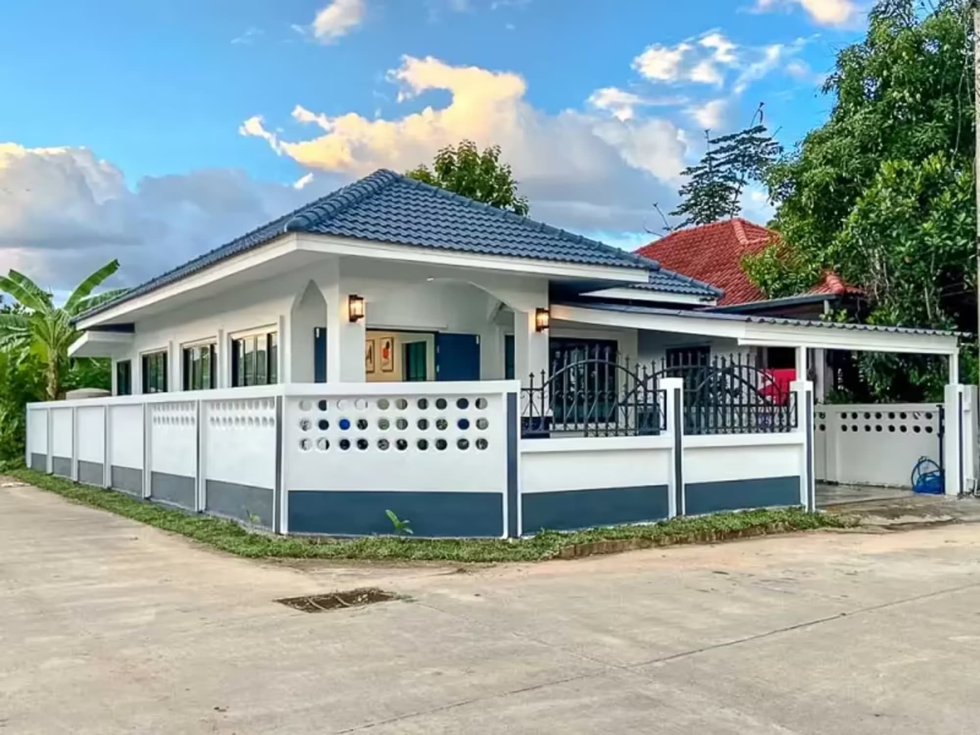 3 Bedroom House - Image 6