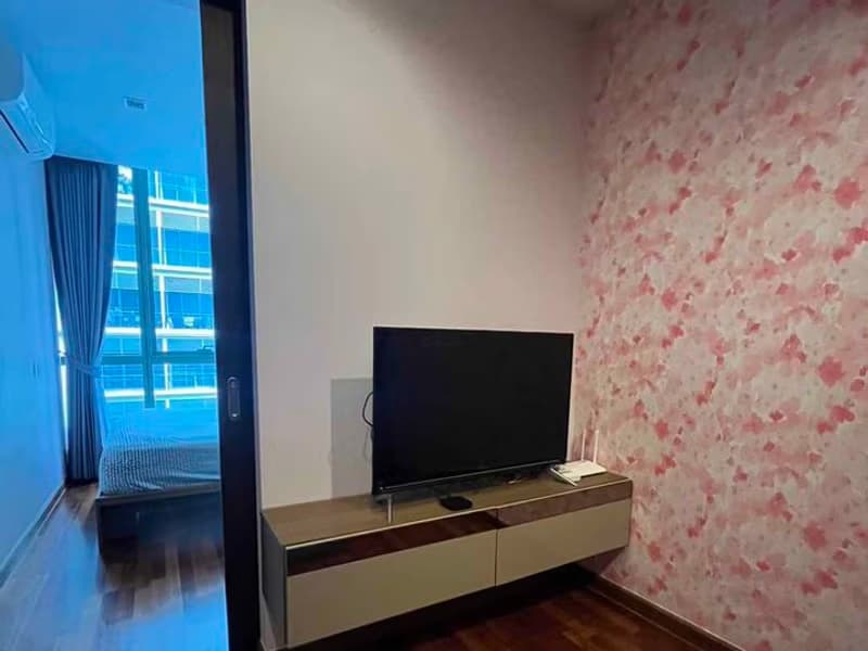 1 Bed Condo for Rent in Ratchathewi