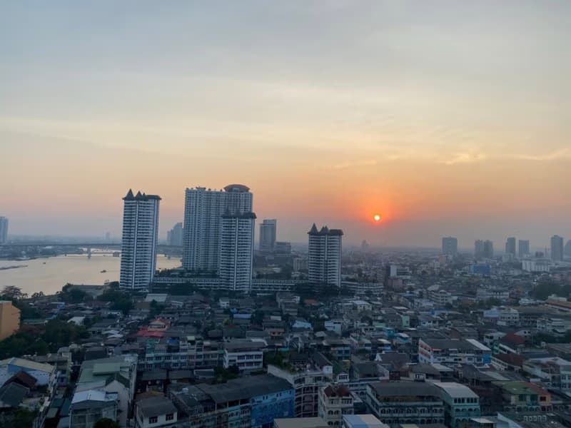 3 Bed Condo for Rent in Khlong San