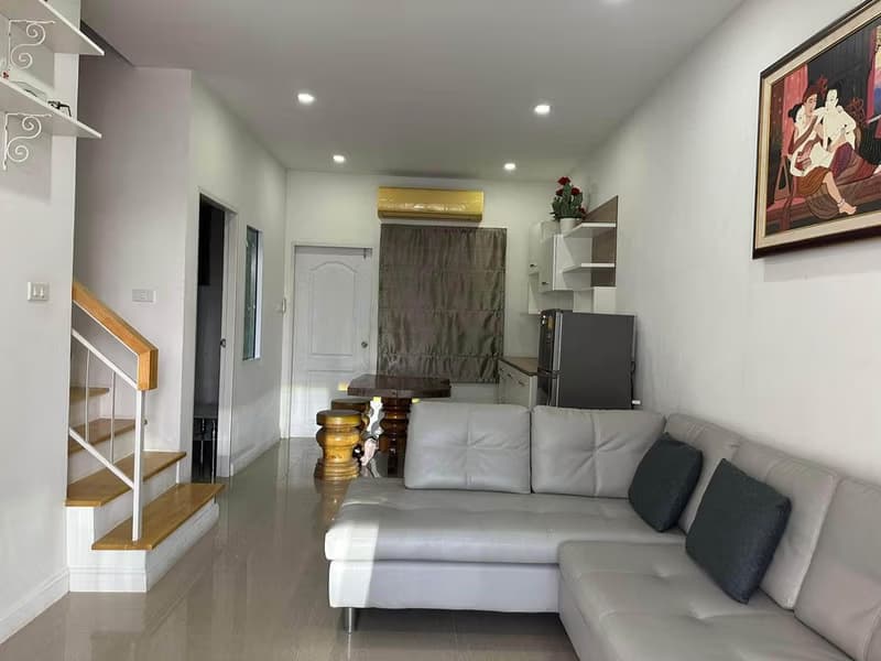 3 Bed Townhouse for Rent in Saraphi