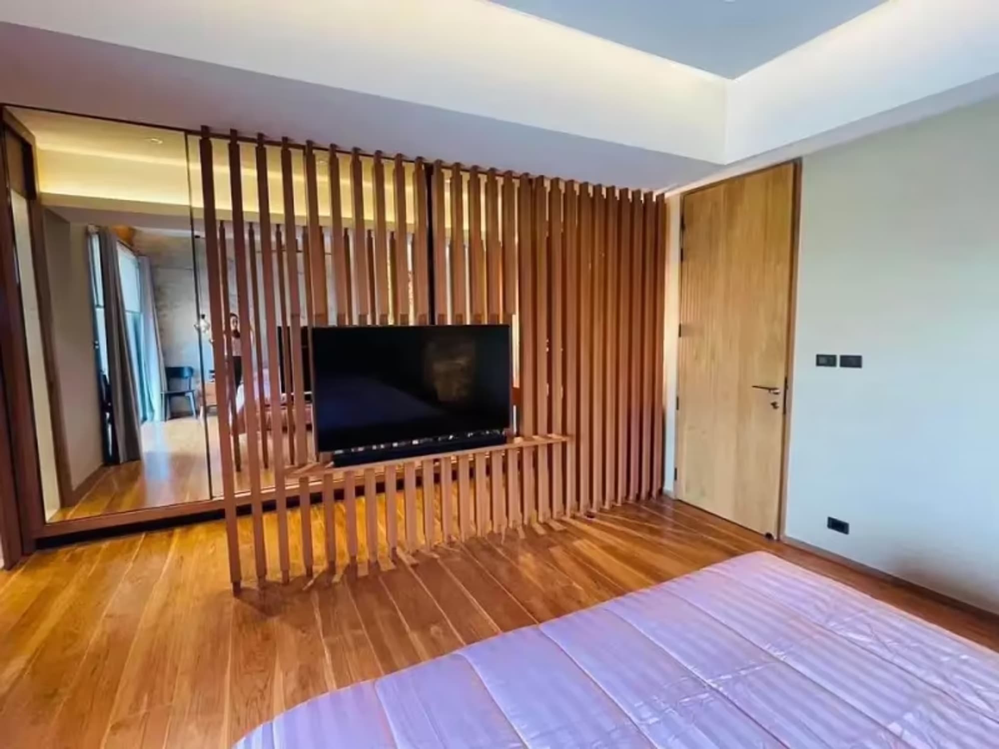 4 Bedroom Condo - Image 2