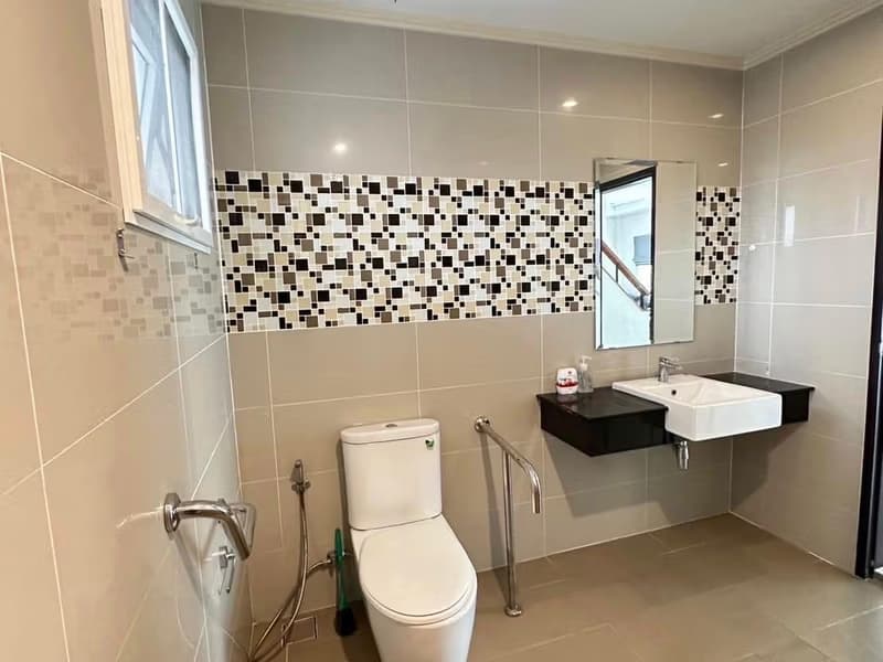 4 Bed House for Sale in Hang Dong