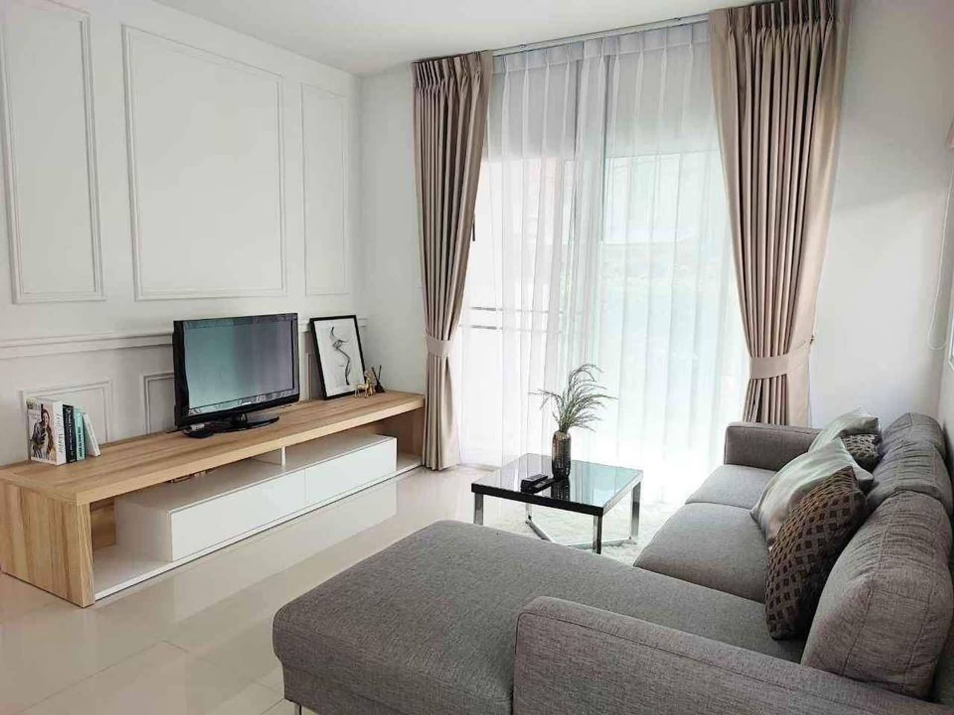 3 Bed House for Rent in Lat Krabang - Image 2