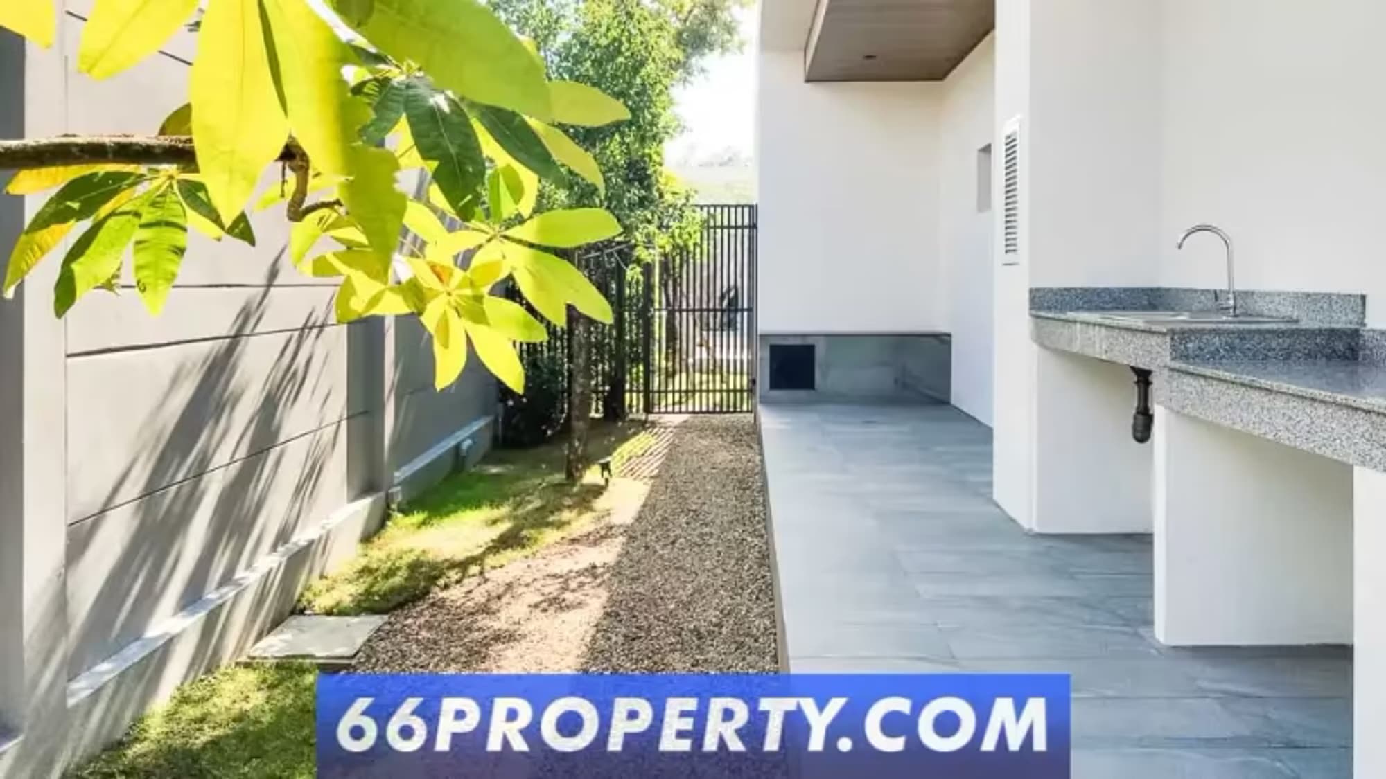 3 Bedroom House - Image 12
