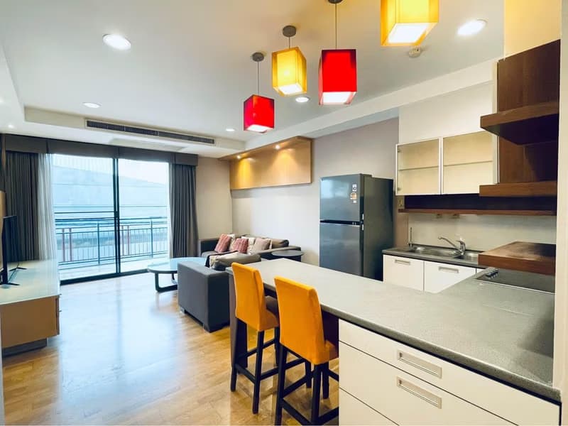 2 Bed Condo for Rent  Near Thailand Cultural Centre MRT