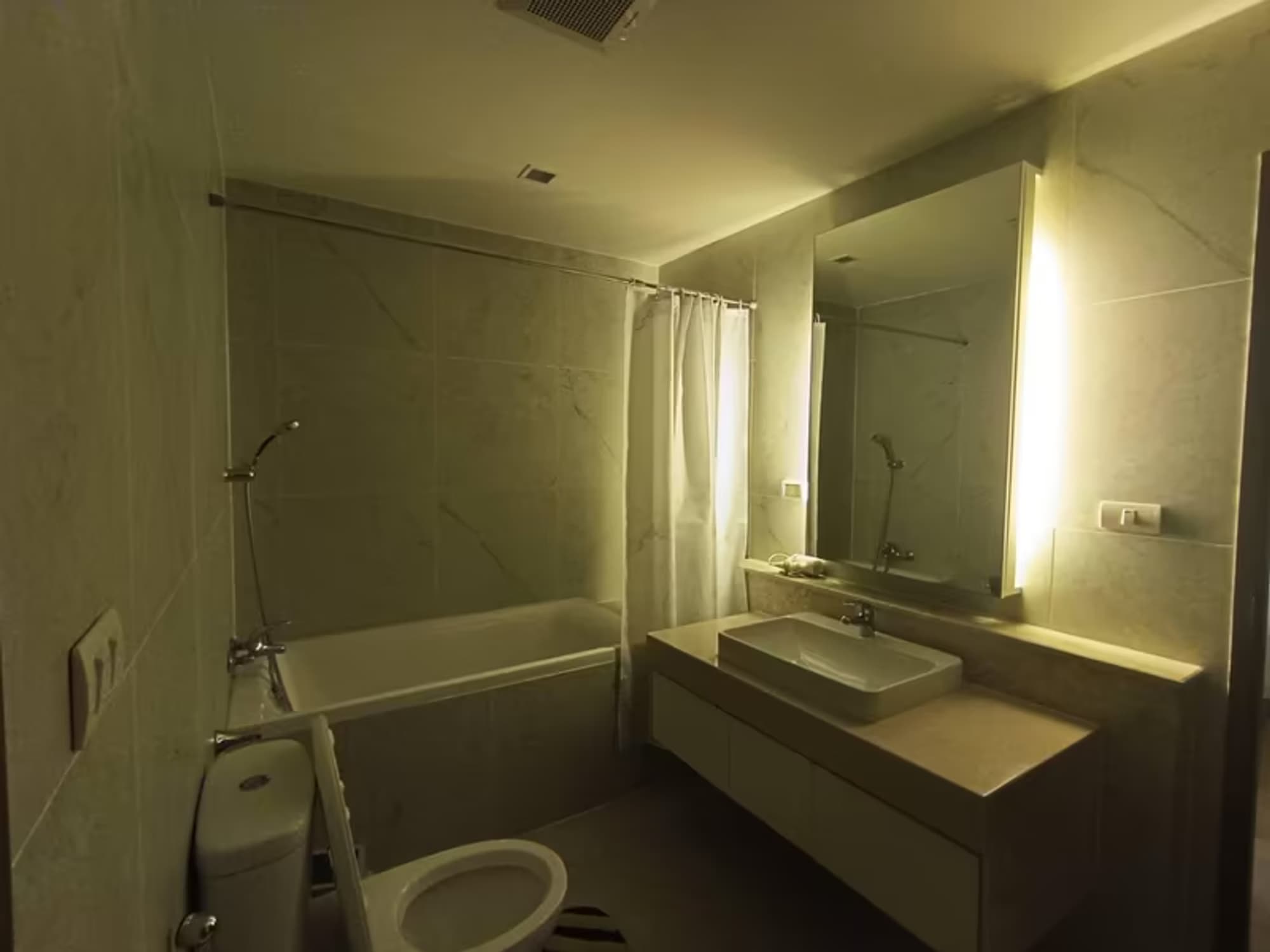 2 Bedroom Condo - Image 9