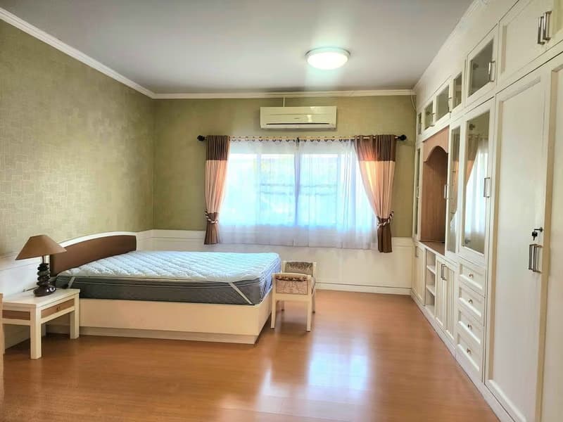 6 Bed House for Rent and Sale in Saraphi