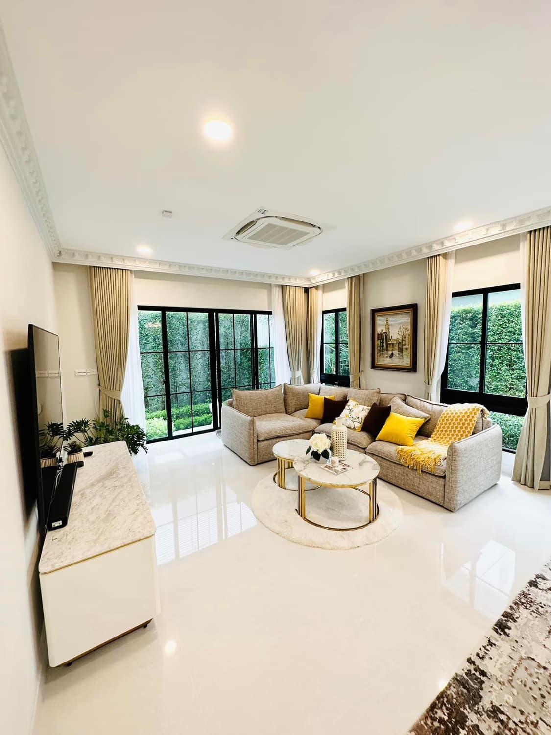 House for Rent, Sale at Nantawan Rama 9 - Krungthepkreetha - Image 2