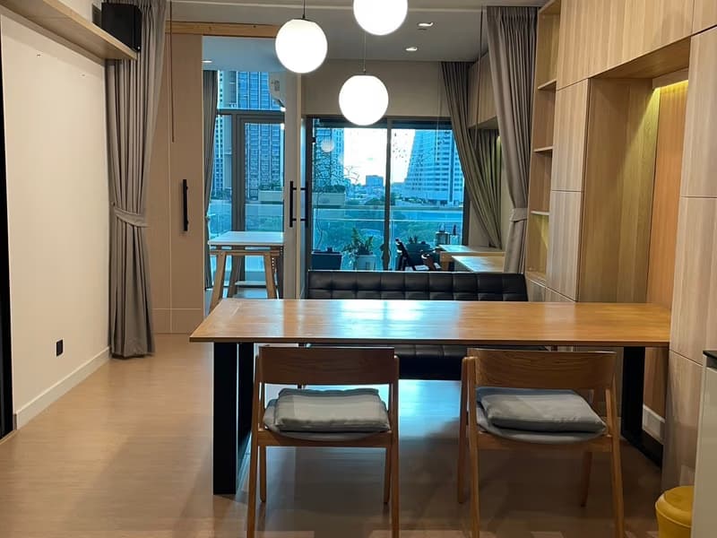 1 Bed Condo for Sale in Bang Rak