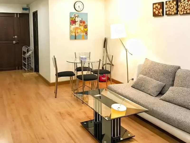 1 Bedroom Condo