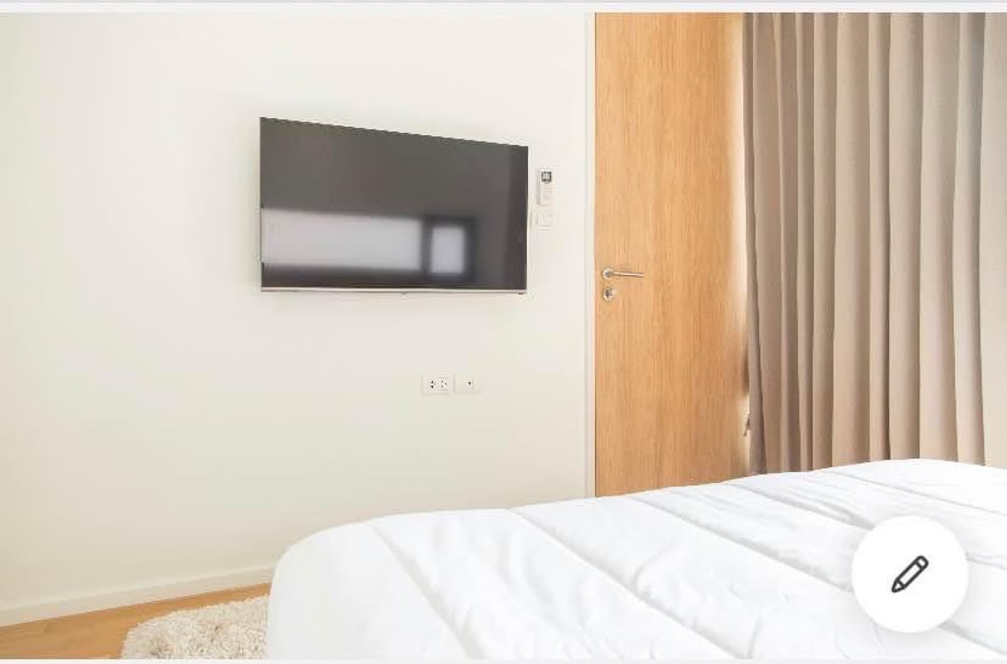 1 Bed Condo for Rent and Sale  Near Phloen Chit BTS - Image 10