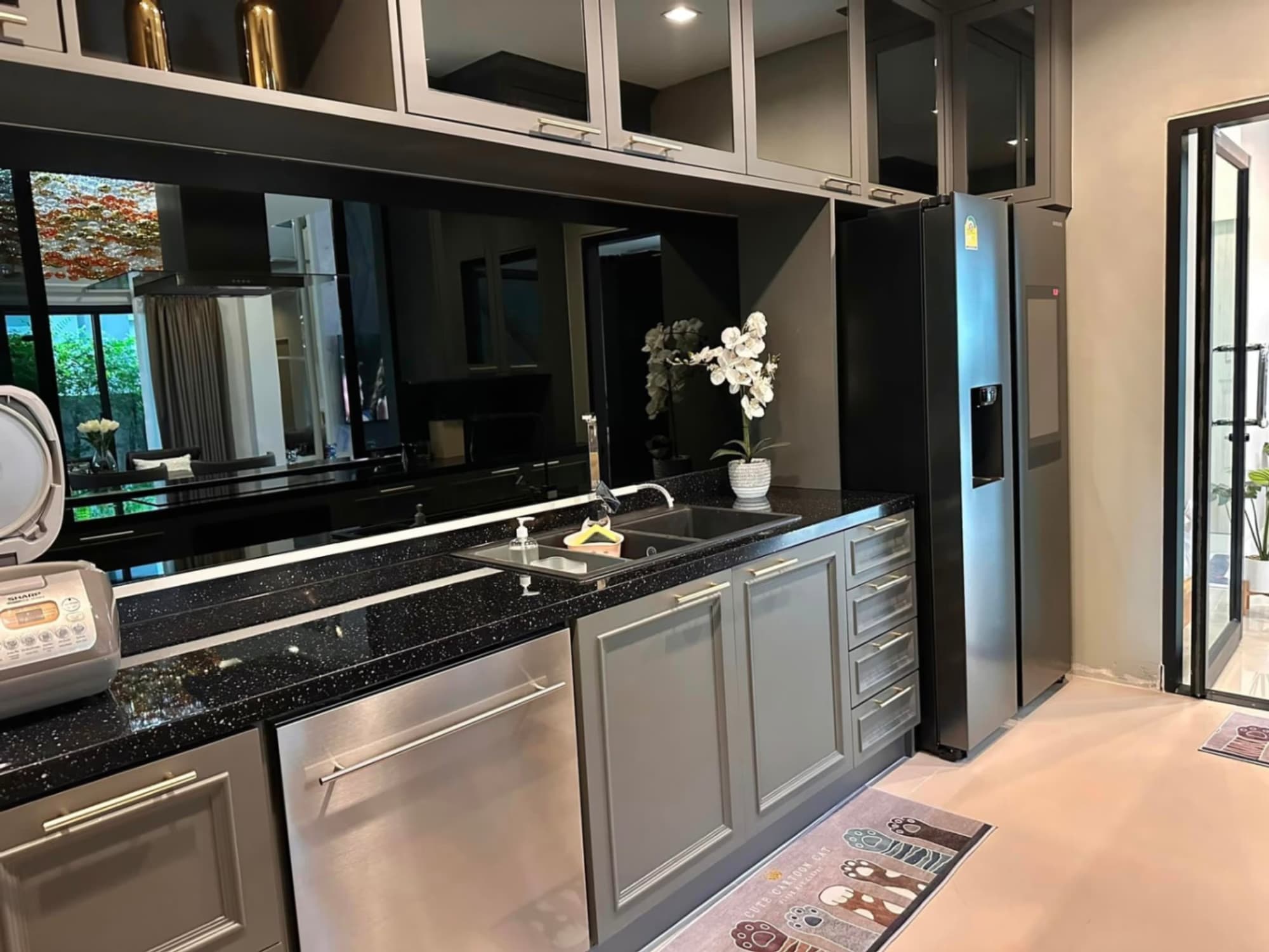 5 Bed House for Rent and Sale in ประเวศ - Image 36