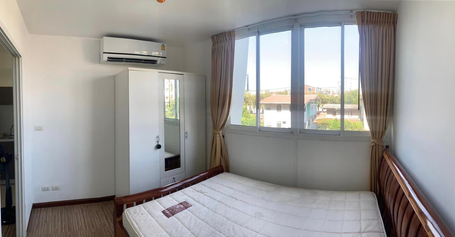 Condo for Rent at Bliz Condo Rama IX - Image 3