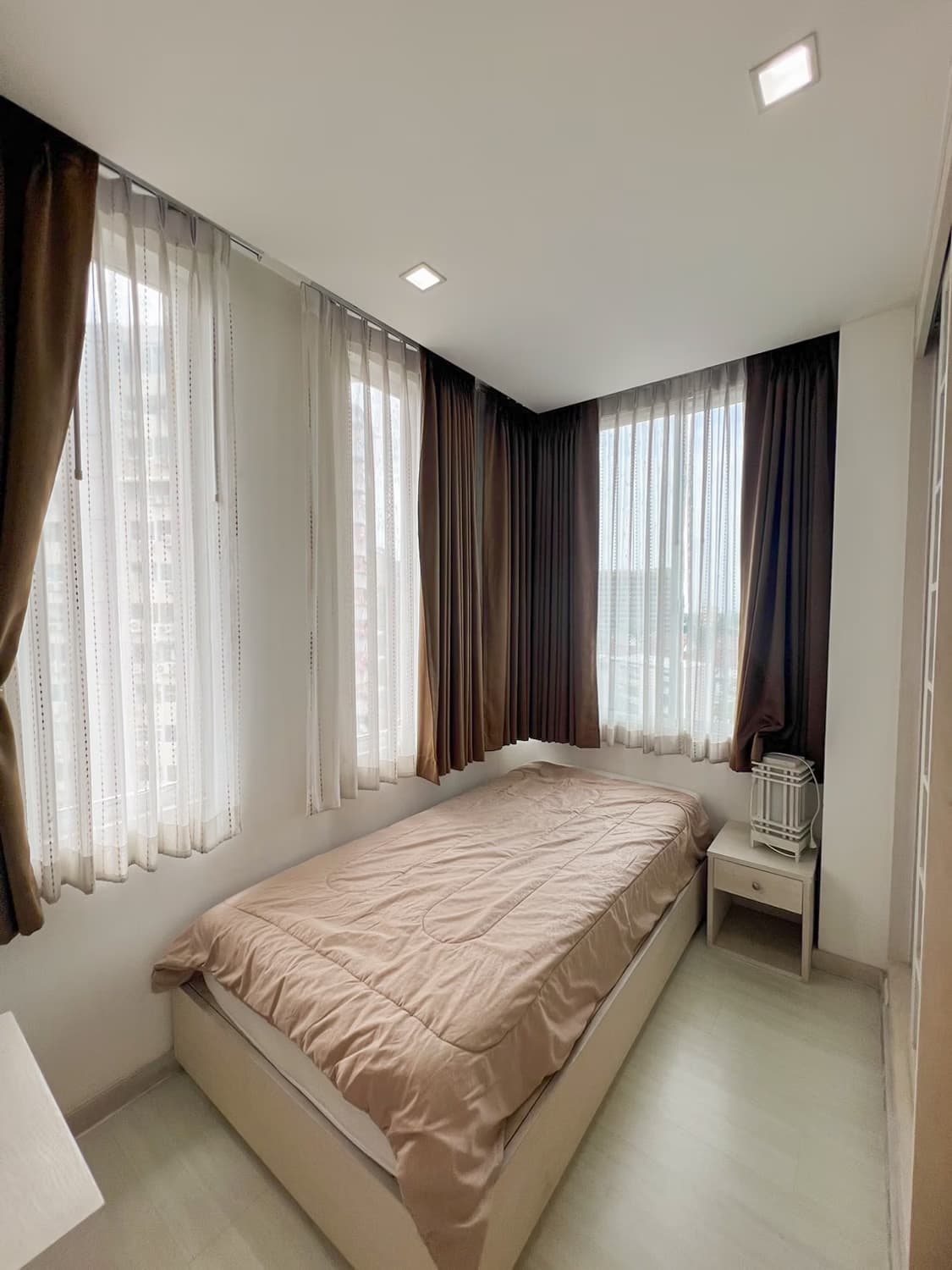 2 Bed Condo for Rent in Mueang Chiang Mai - Image 15