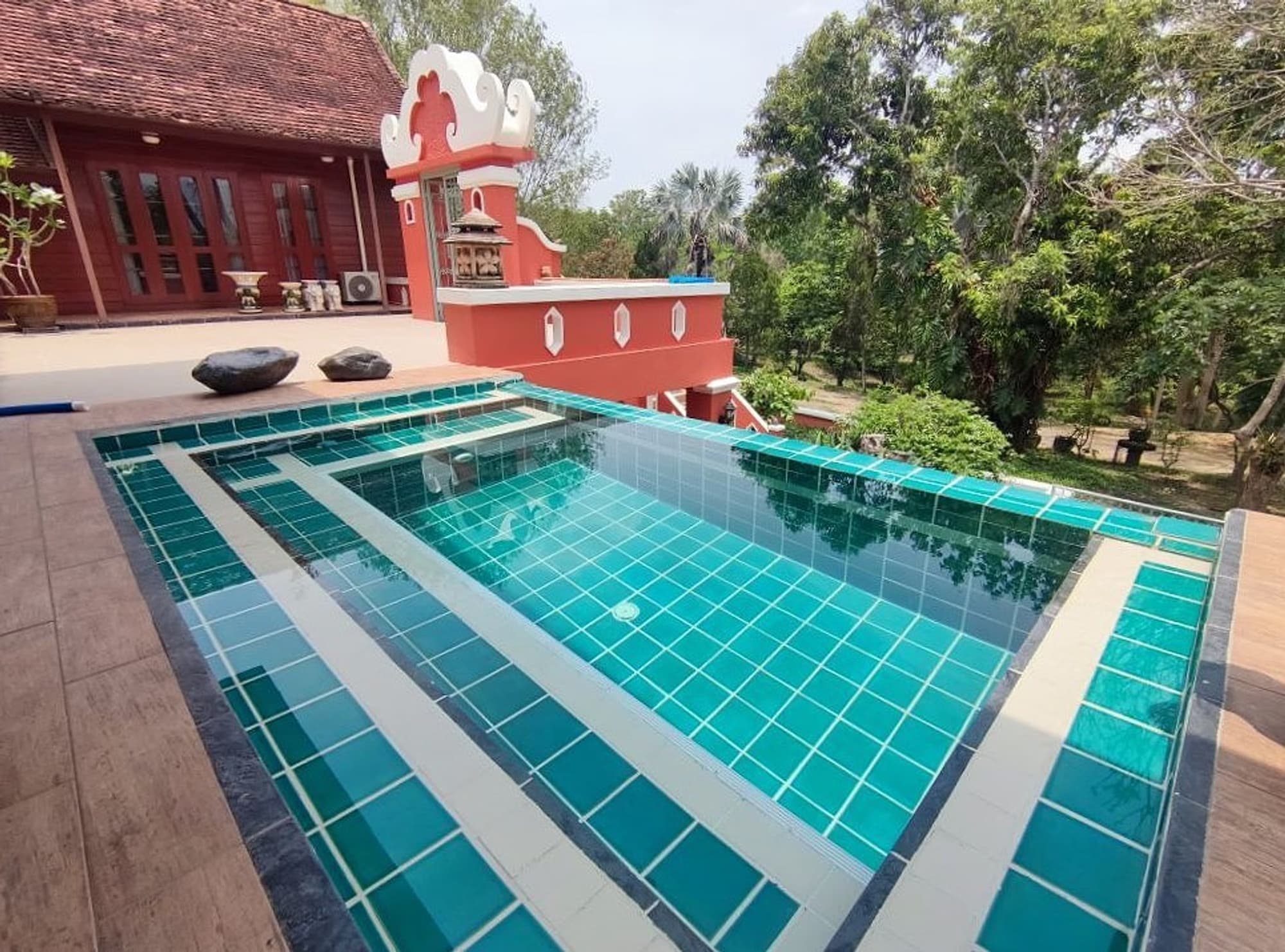2 Bed House for Rent in Mae Rim District - Image 2
