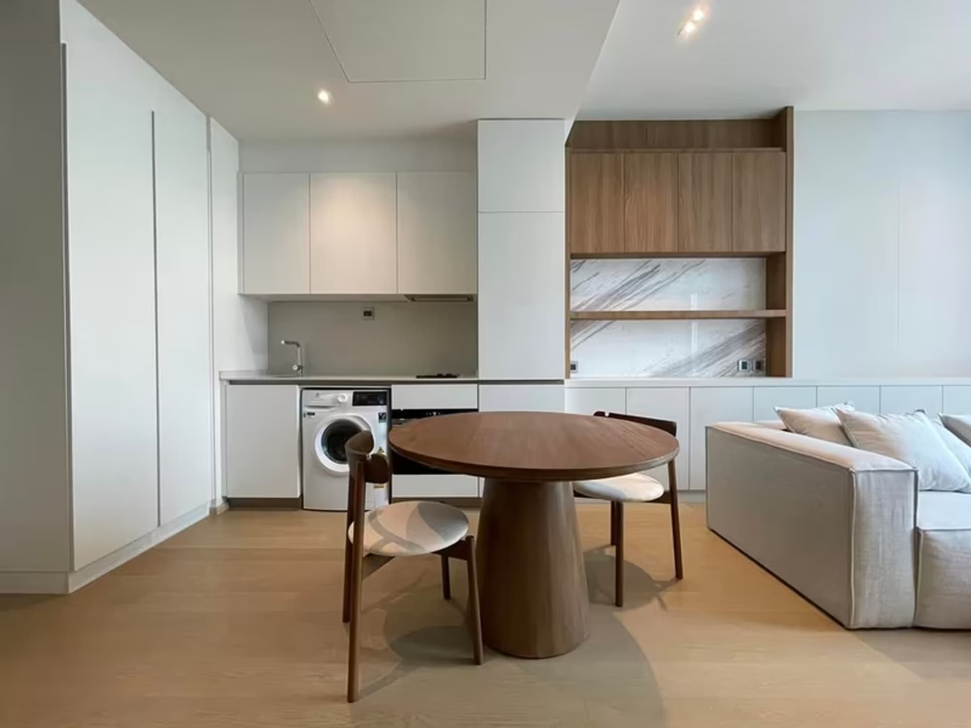  Condo for Rent at The Strand Thonglor - Image 1