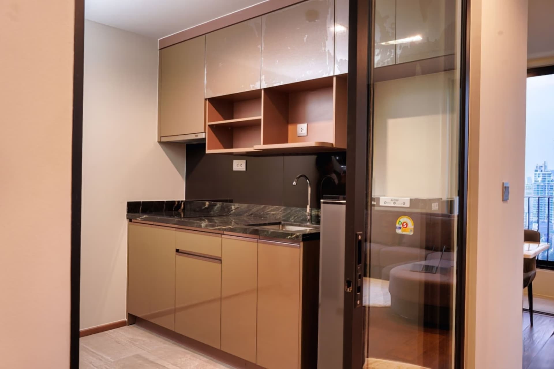 2 Bed Condo for Rent in Khlong Toei - Image 18