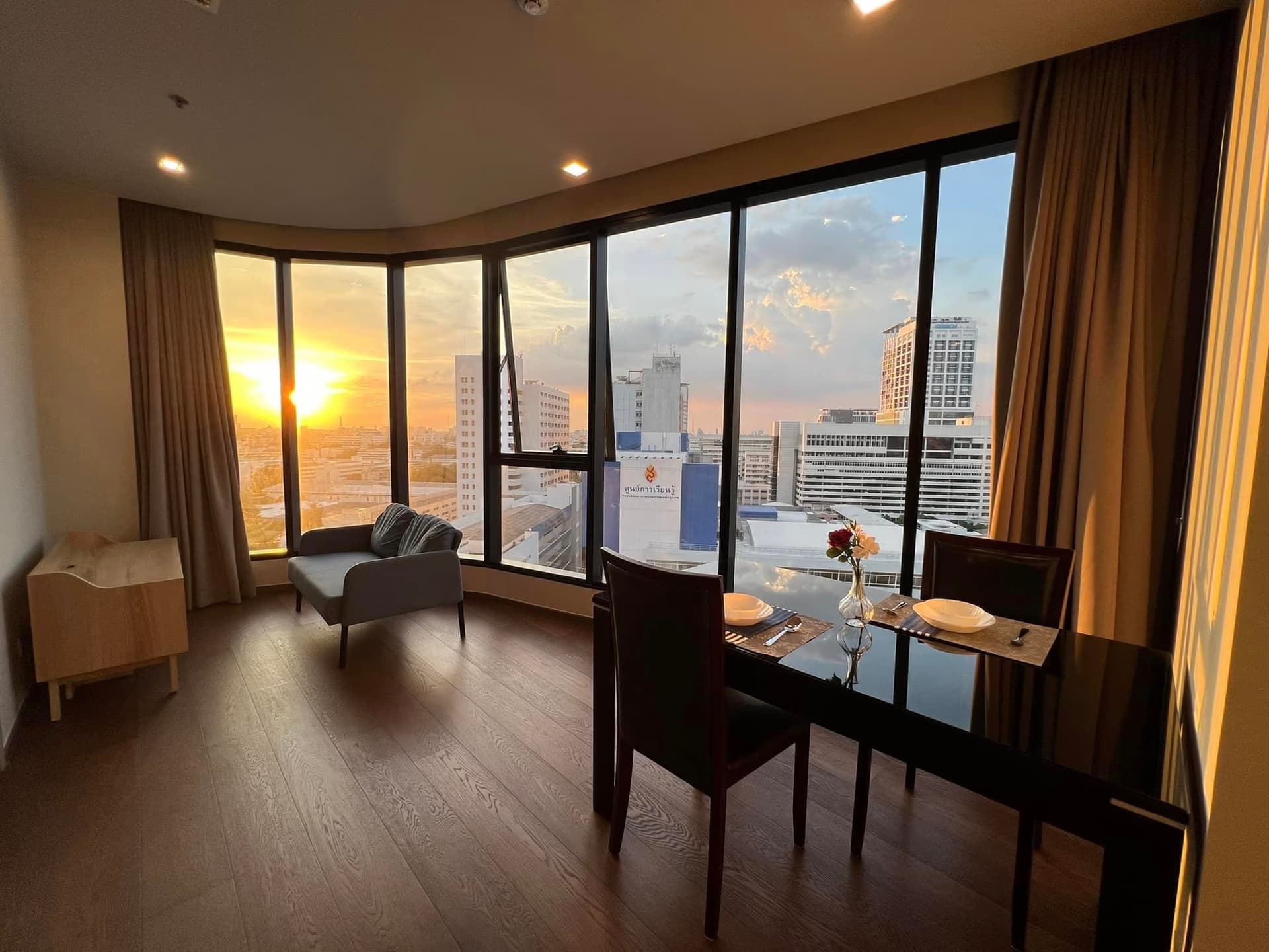 Condo for Rent at Ideo Q Victory - Image 1