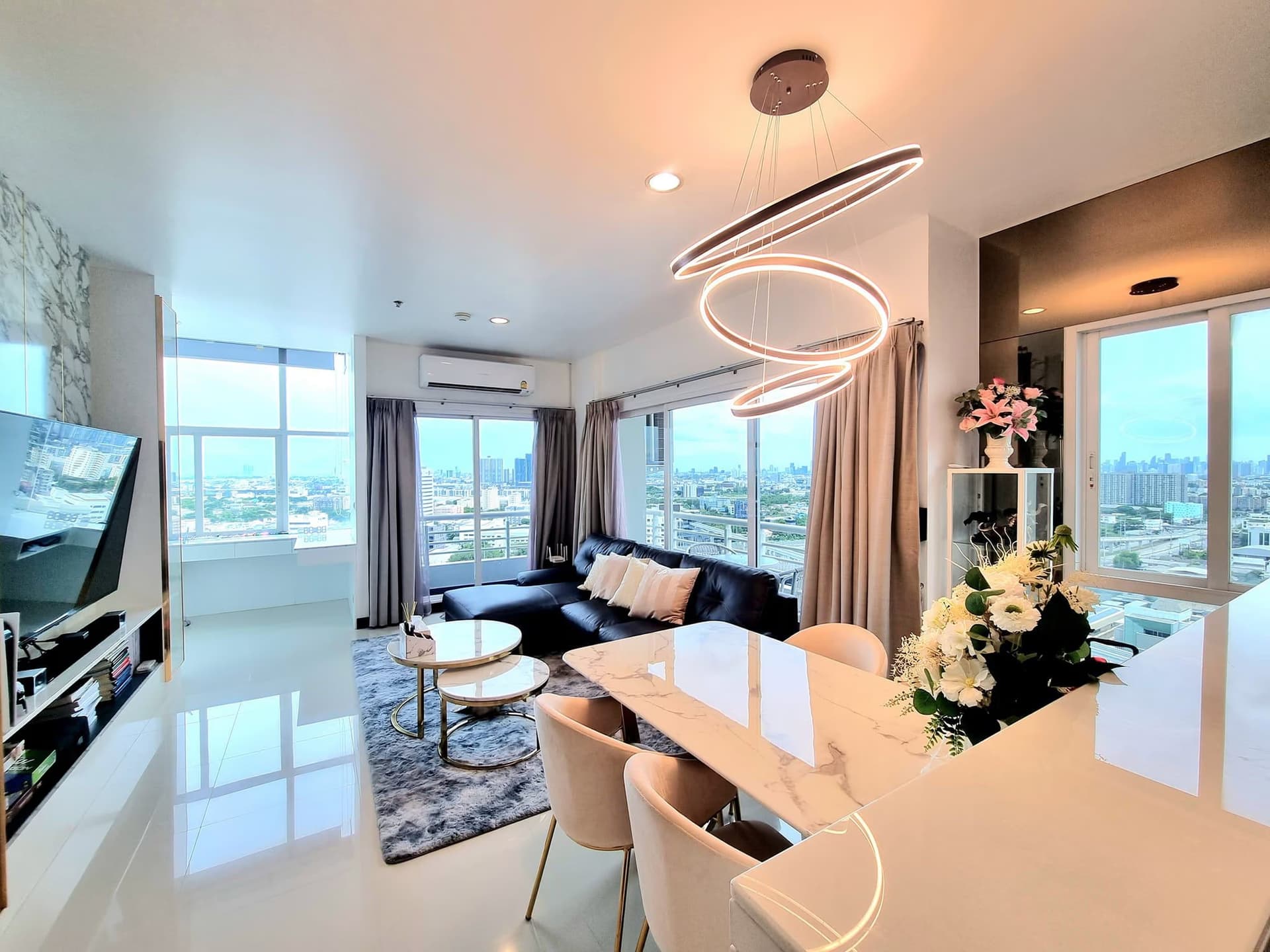 1 Bed Condo for Sale in undefined - Image 3