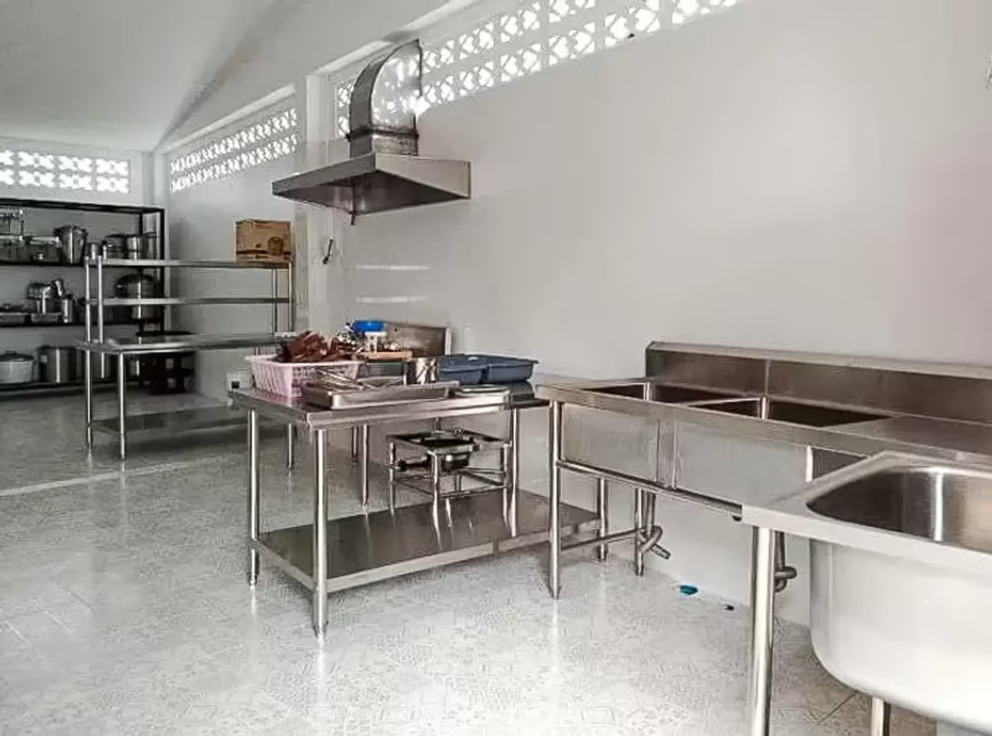 4 Bedroom House - Image 18