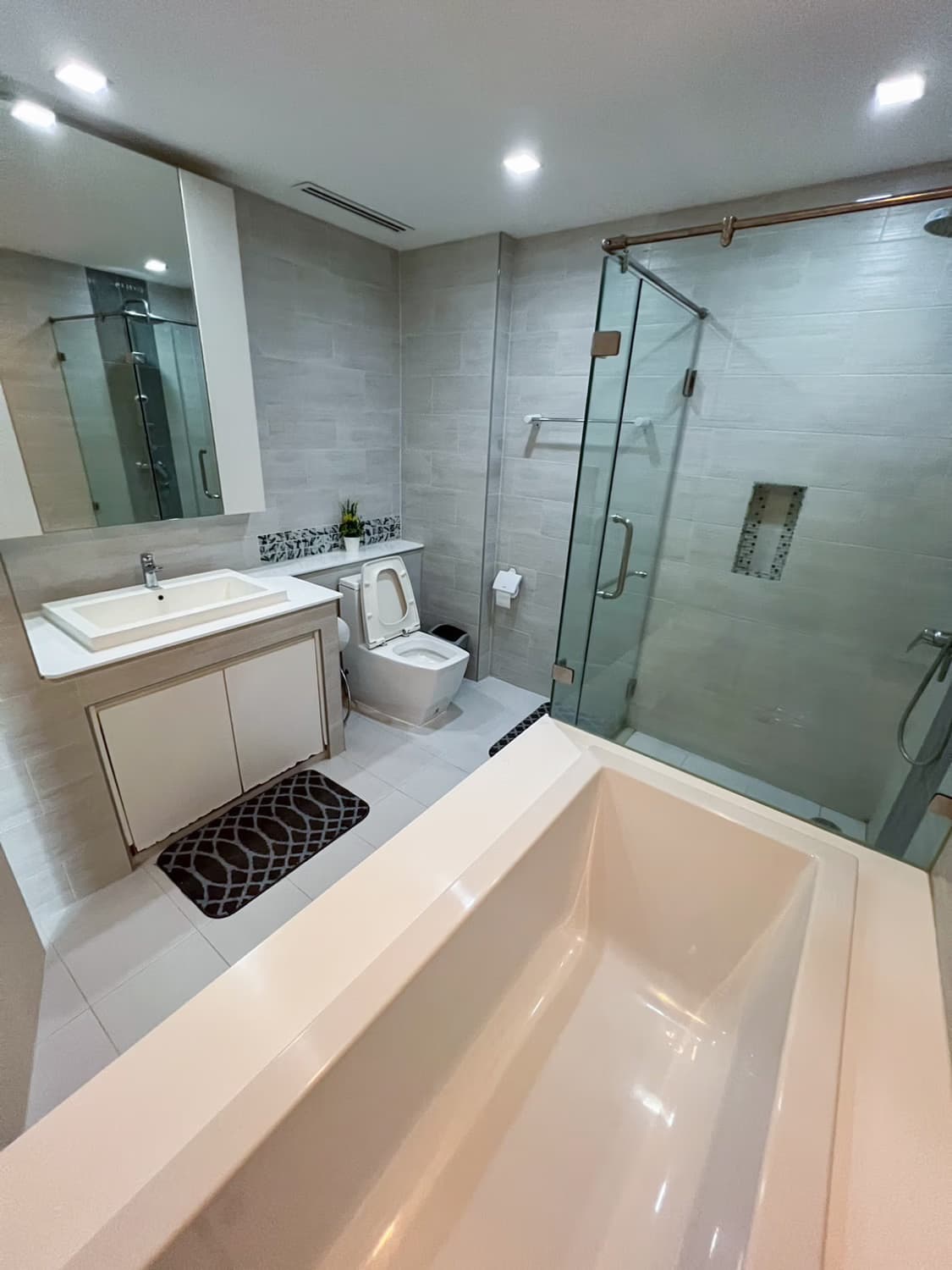 2 Bed Condo for Rent in Mueang Chiang Mai - Image 14