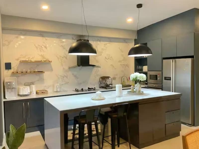 6 Bed House for Rent in Mueang Chiang Mai
