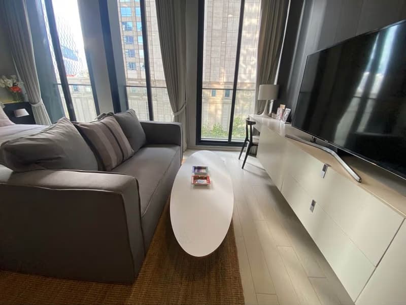 Condo for Rent at Noble PhloenChit