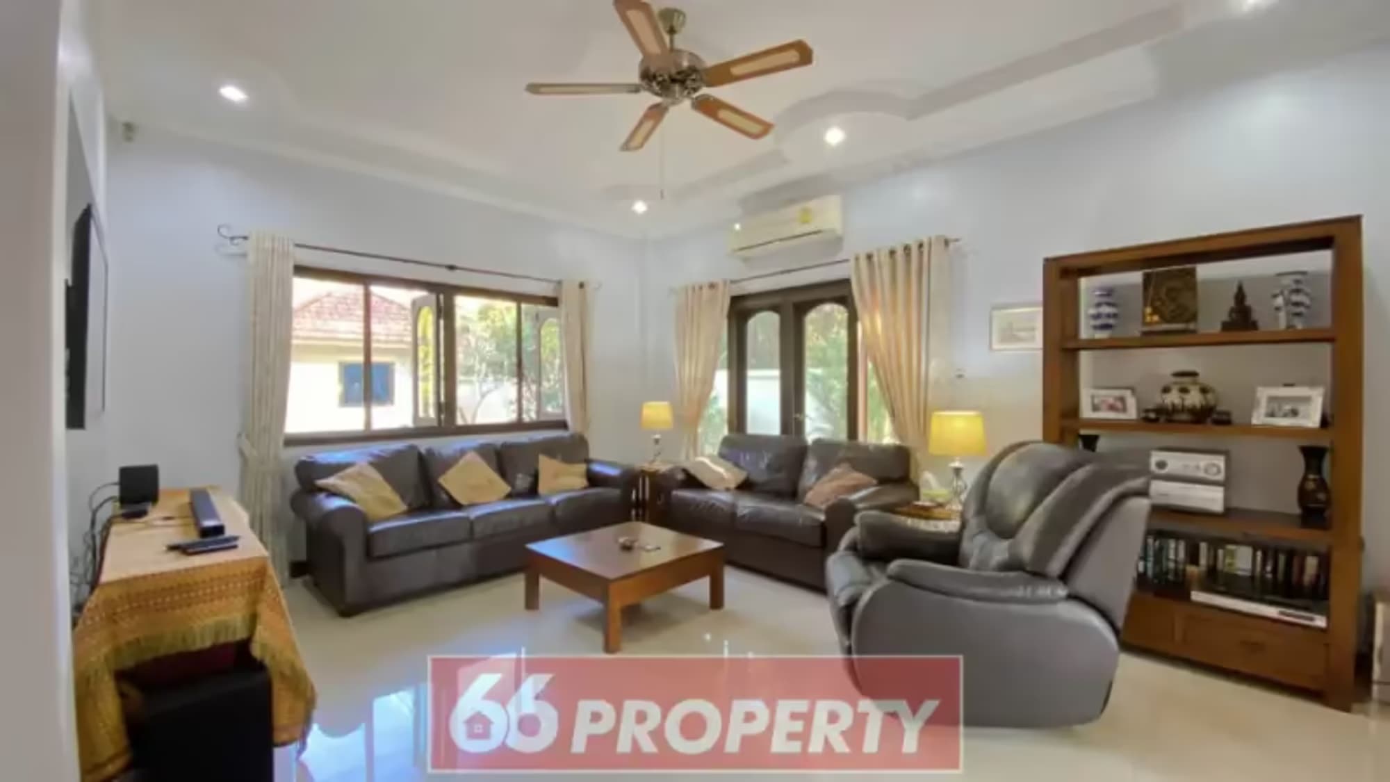 4 Bedroom House - Image 23