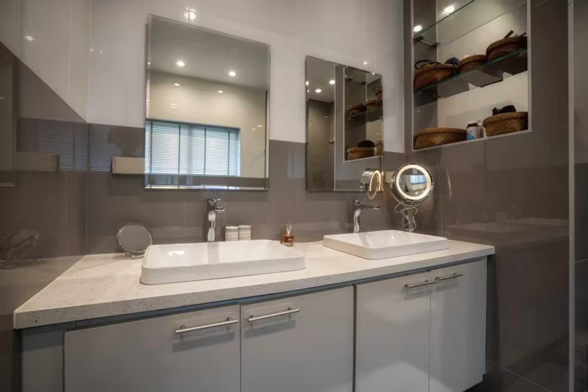 3 Bedroom House - Image 17